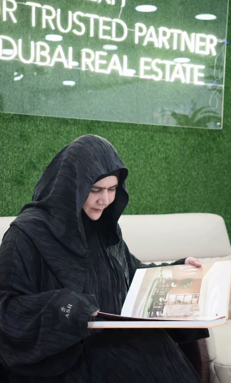 Parizoda - Real Estate in Dubai